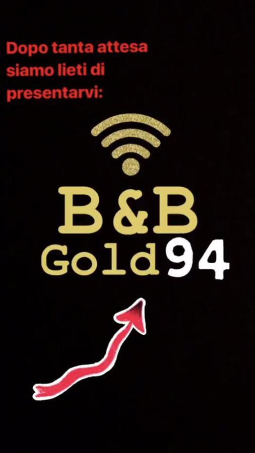 ナポリ Gold94 Bed & Breakfast エクステリア 写真
