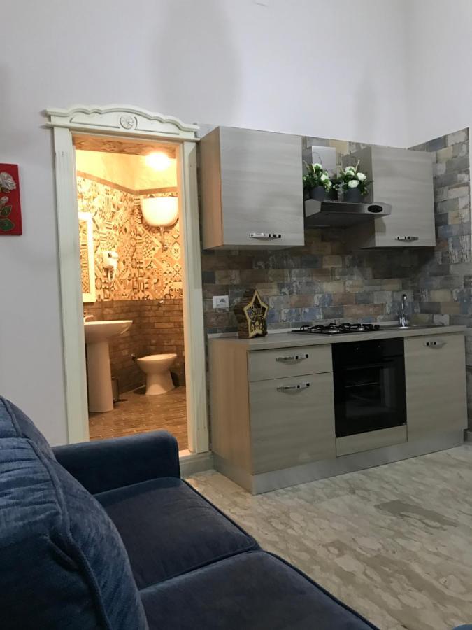 ナポリ Gold94 Bed & Breakfast エクステリア 写真