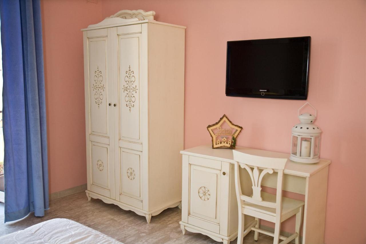 ナポリ Gold94 Bed & Breakfast エクステリア 写真